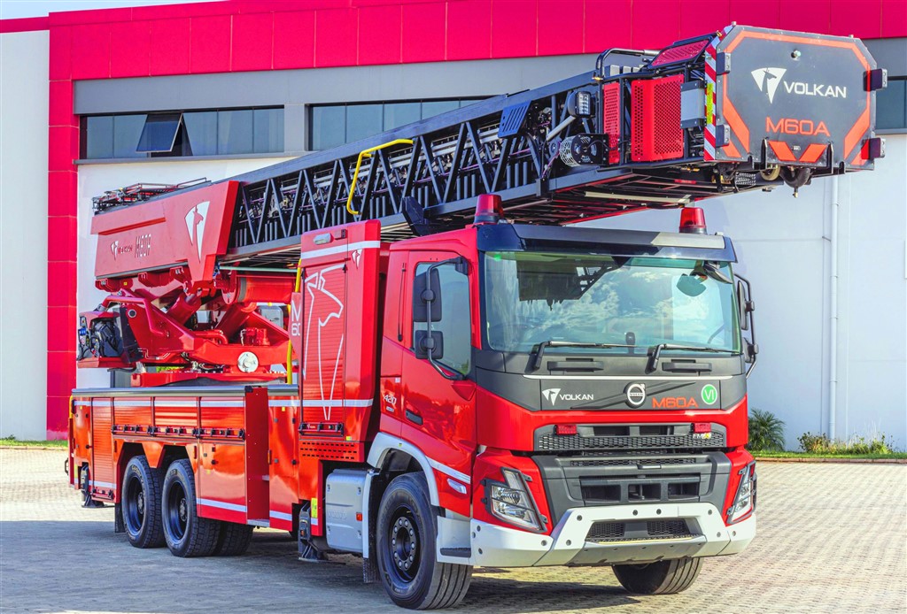 Volvo Trucks, Şanlıurfa İtfaiyesi’nin Yeni İtfaiye Kamyonlarını Teslim Etti