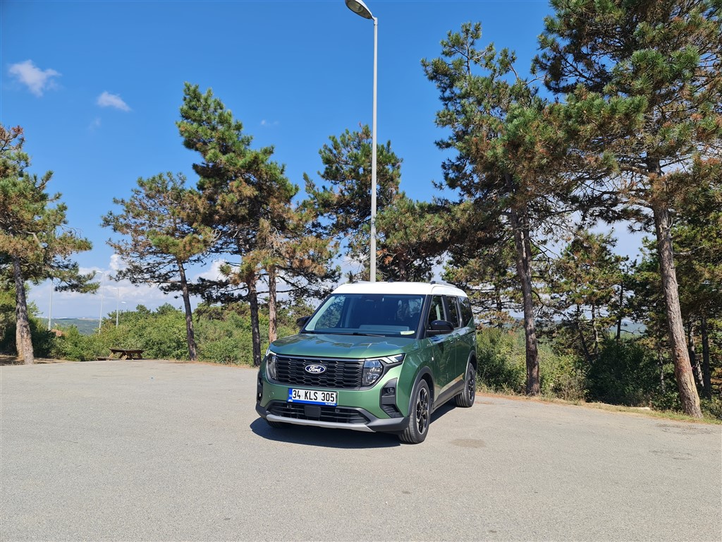 Ticaretin Yakışıklısı: Yeni Ford Transit Courier