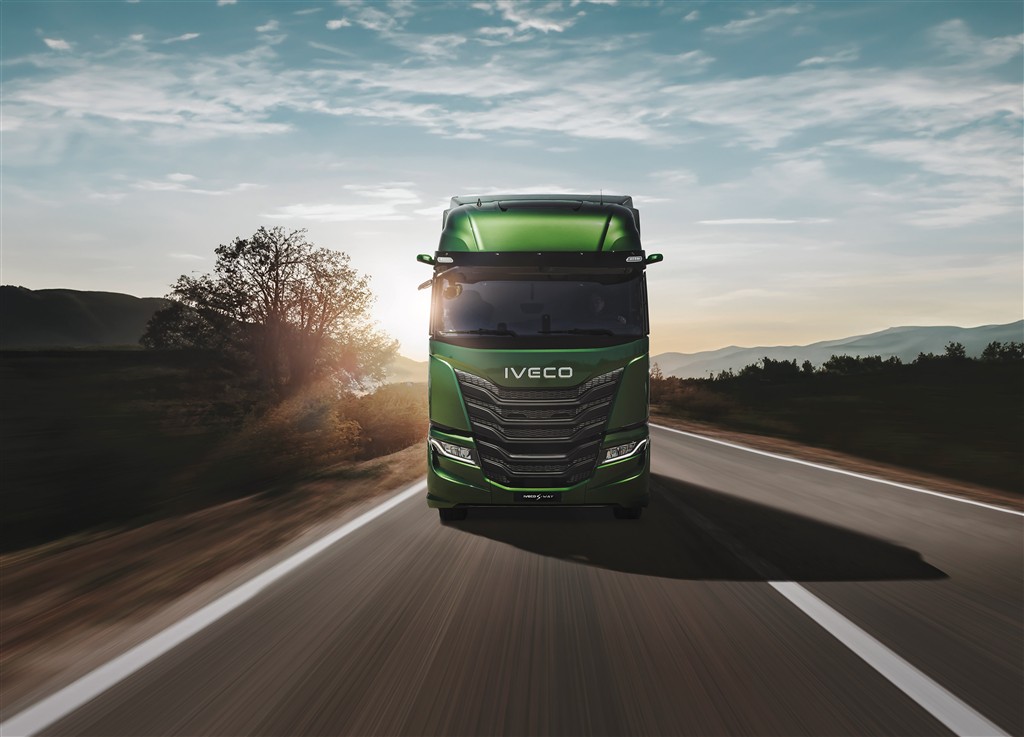 TÜV SÜD, IVECO S-Way’in yakıt verimliliğinde %10,54’e kadar iyileşme sağladığını onayladı